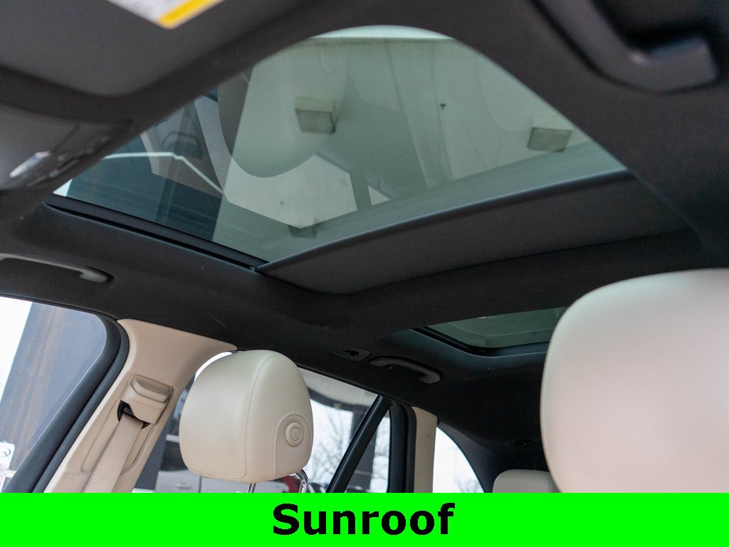 Used 2017 Mercedes-Benz GLC 300 4MATIC image 12