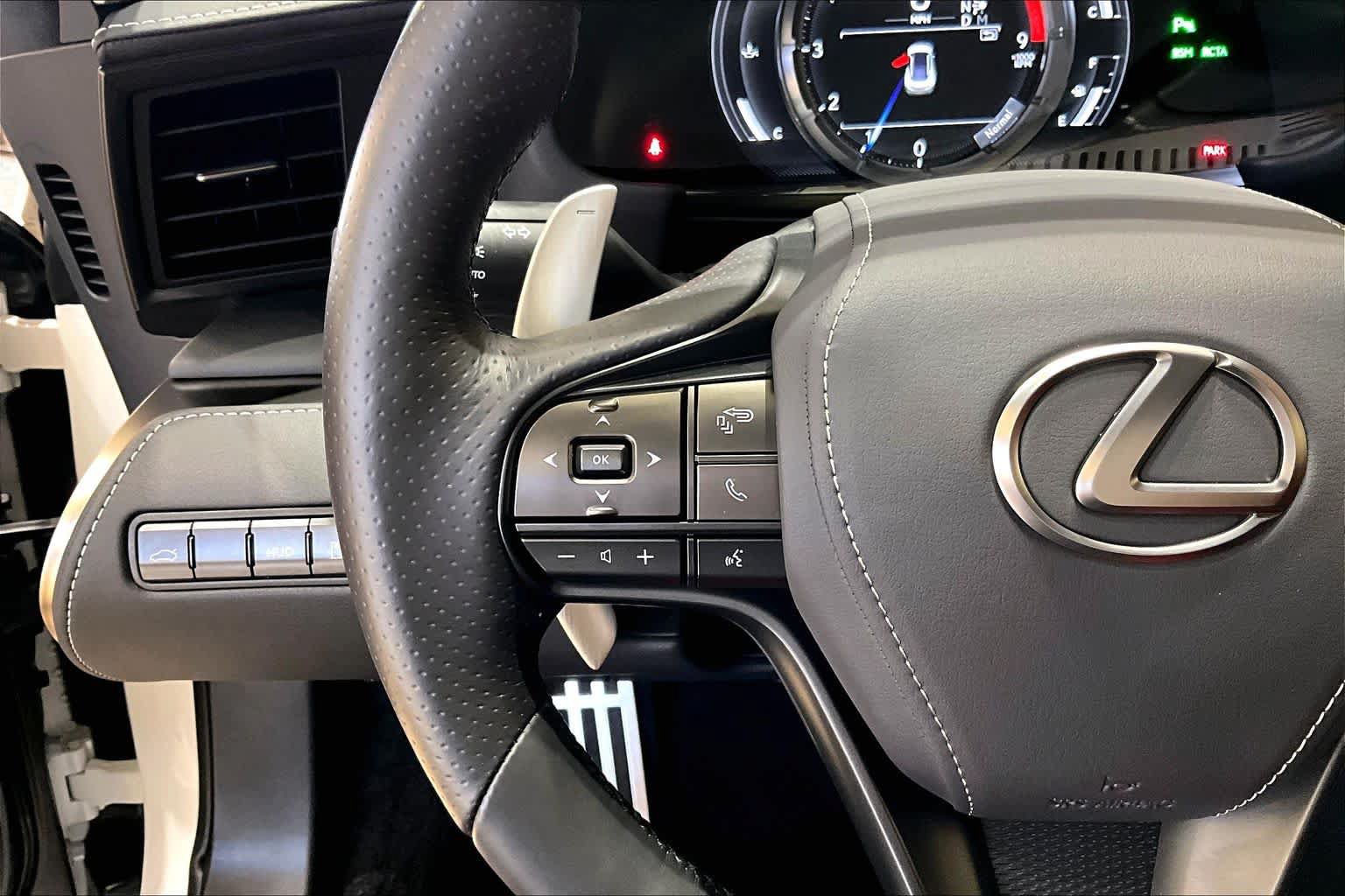 Used 2021 Lexus LC 500 Coupe w/ Performance Package RWD image 21