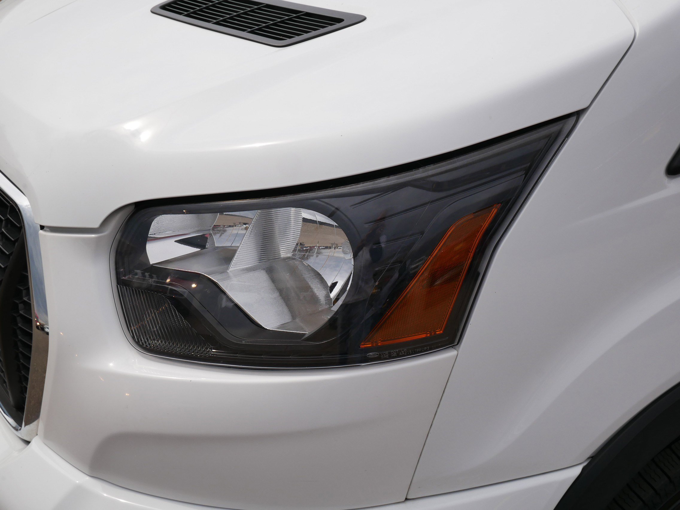 Used 2024 Ford Transit 350 XLT image 16