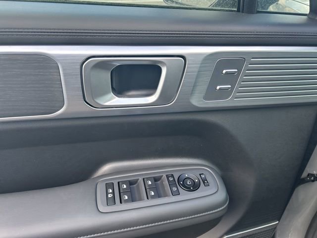 New 2026 Hyundai Santa Fe Limited image 8