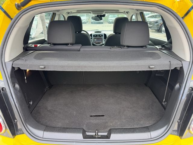Used 2016 Chevrolet Sonic LT w/ LT Promotional Package FWD image 17