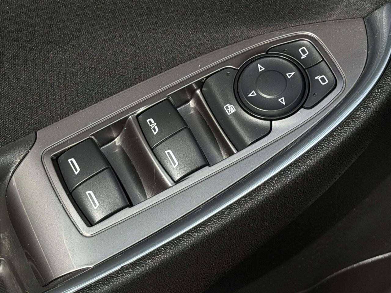 Used 2019 Chevrolet Malibu LT w/ LPO, Convenience Package 2 FWD image 13