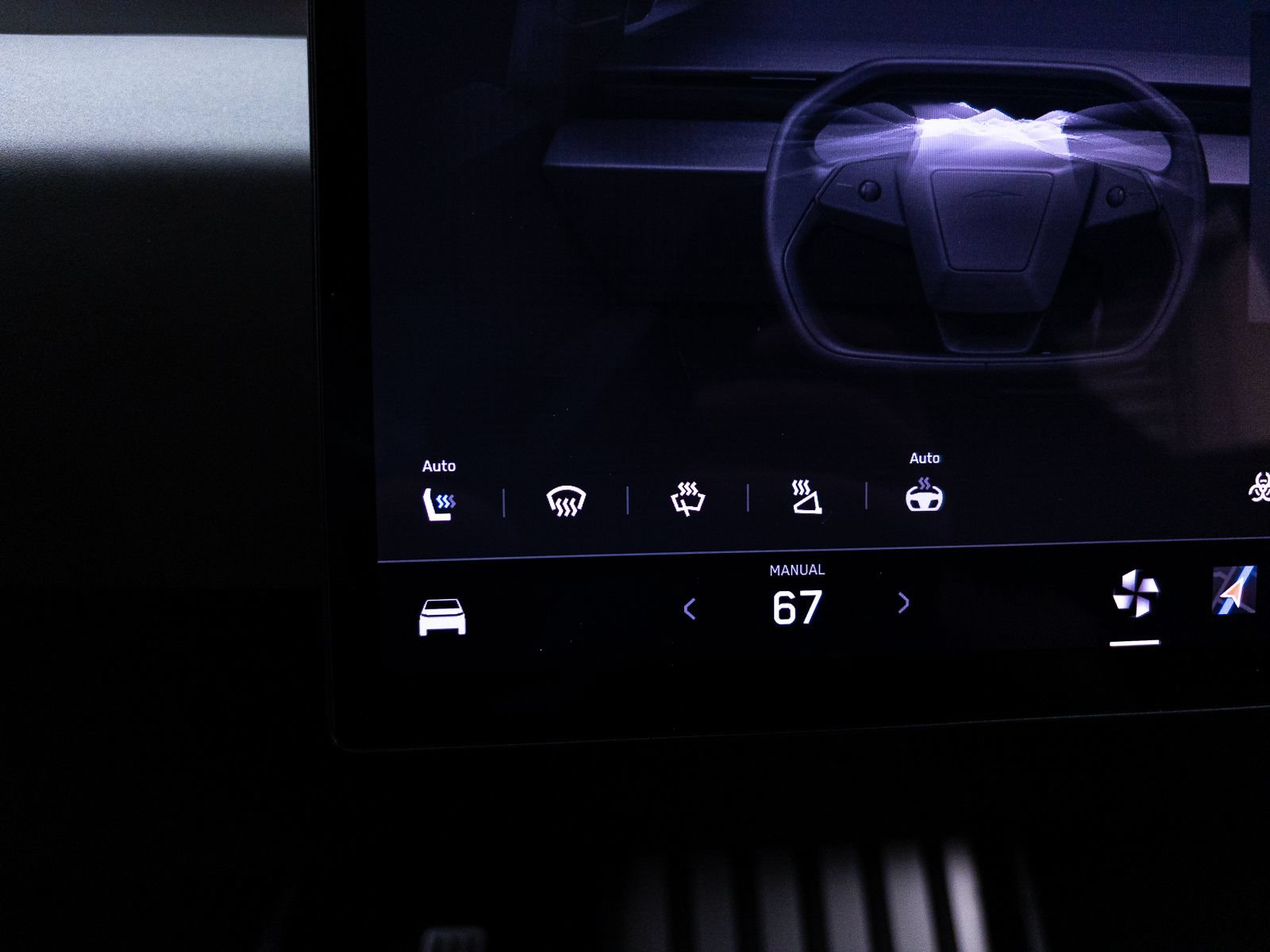Used 2024 Tesla Cybertruck AWD Crew Cab image 29