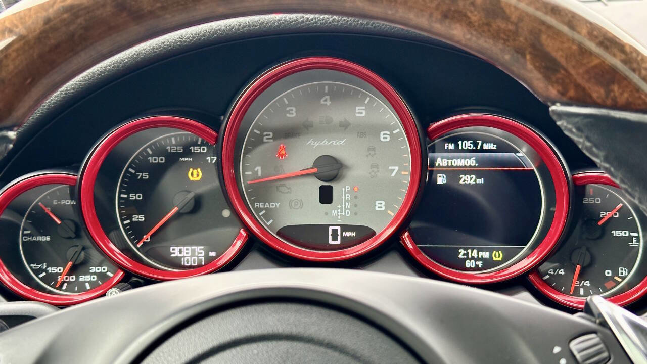 Used 2011 Porsche Cayenne S image 18