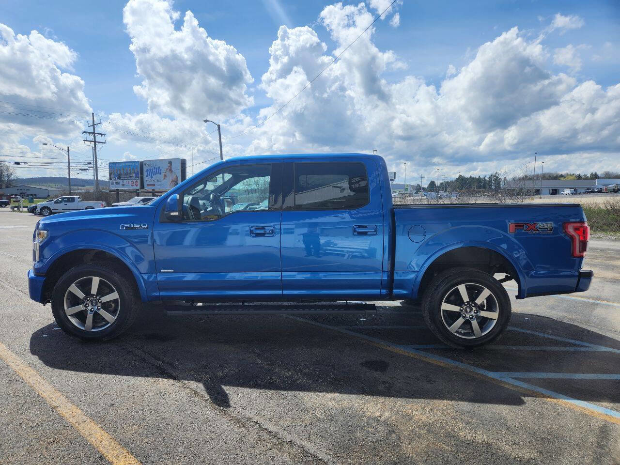 Used 2015 Ford F150 Lariat image 4