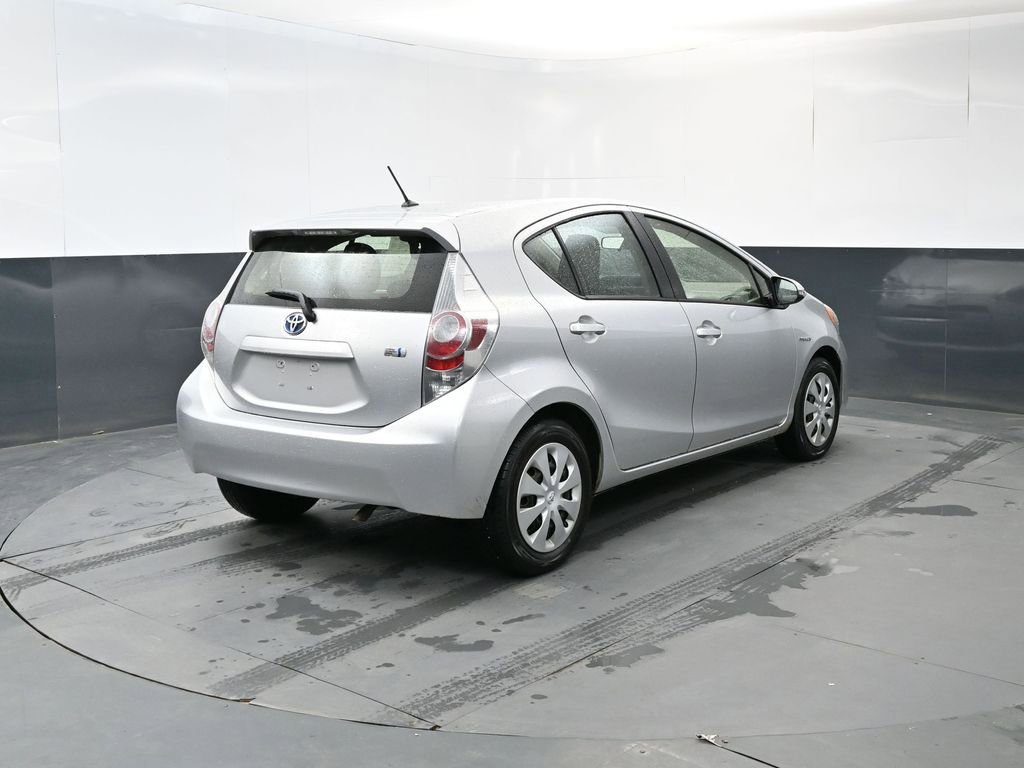Used 2012 Toyota Prius C One FWD image 5