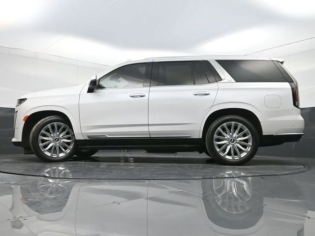 Used 2024 Cadillac Escalade Premium Luxury w/ Performance Package image 36