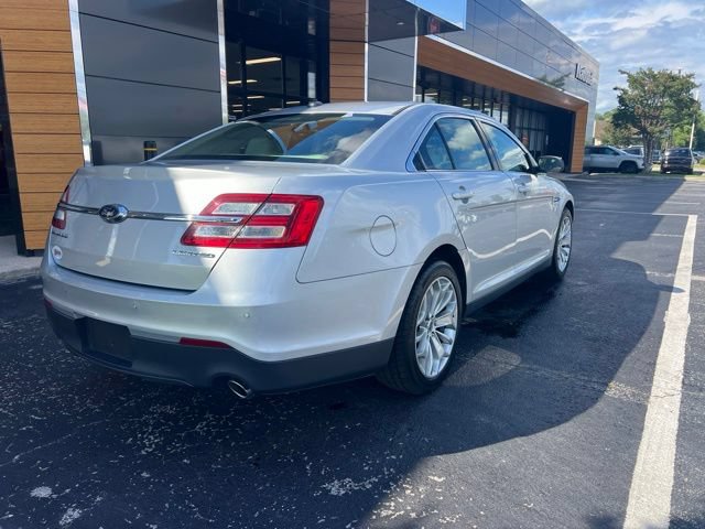Used 2018 Ford Taurus Limited FWD image 23