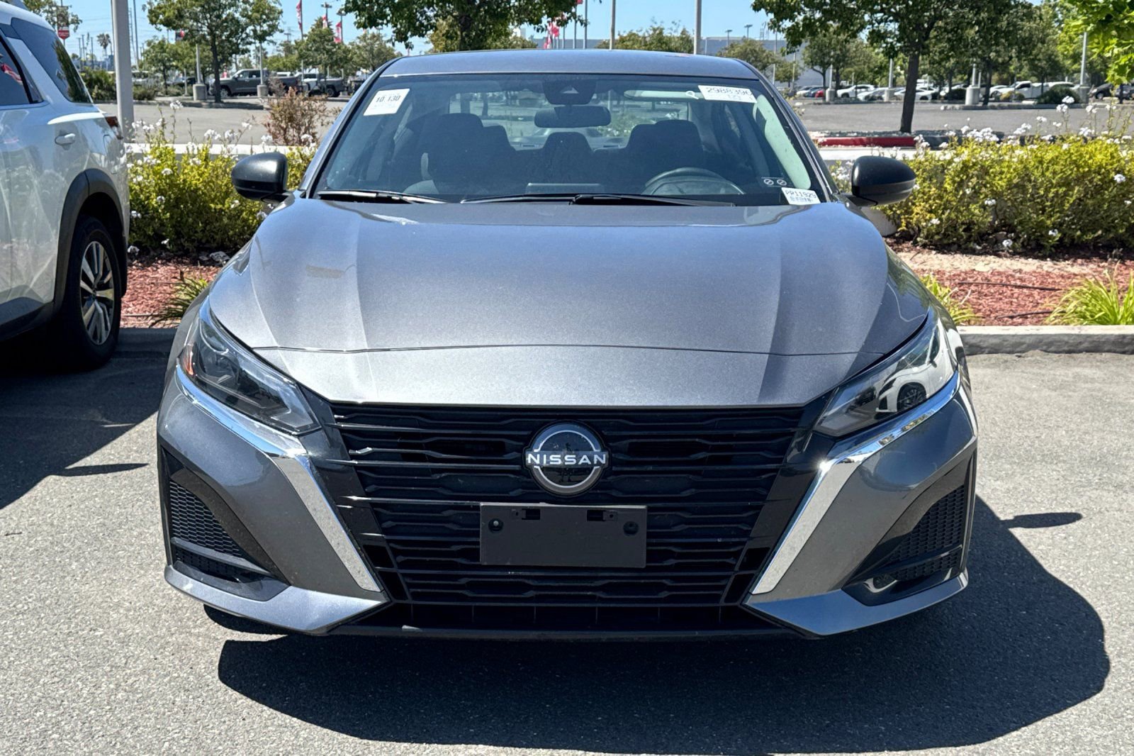 Certified 2025 Nissan Altima 2.5 SV FWD image 3