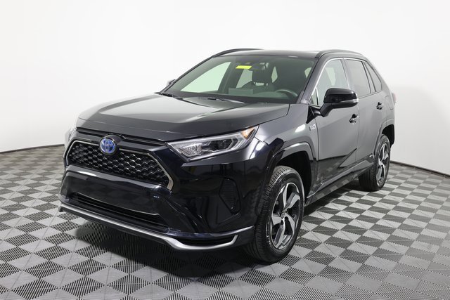 Used 2021 Toyota RAV4 SE