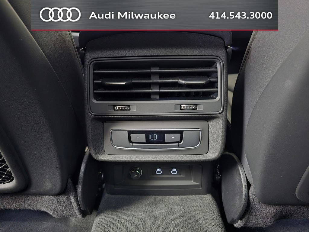 Used 2023 Audi Q8 Premium w/ Convenience Package AWD/4WD image 20