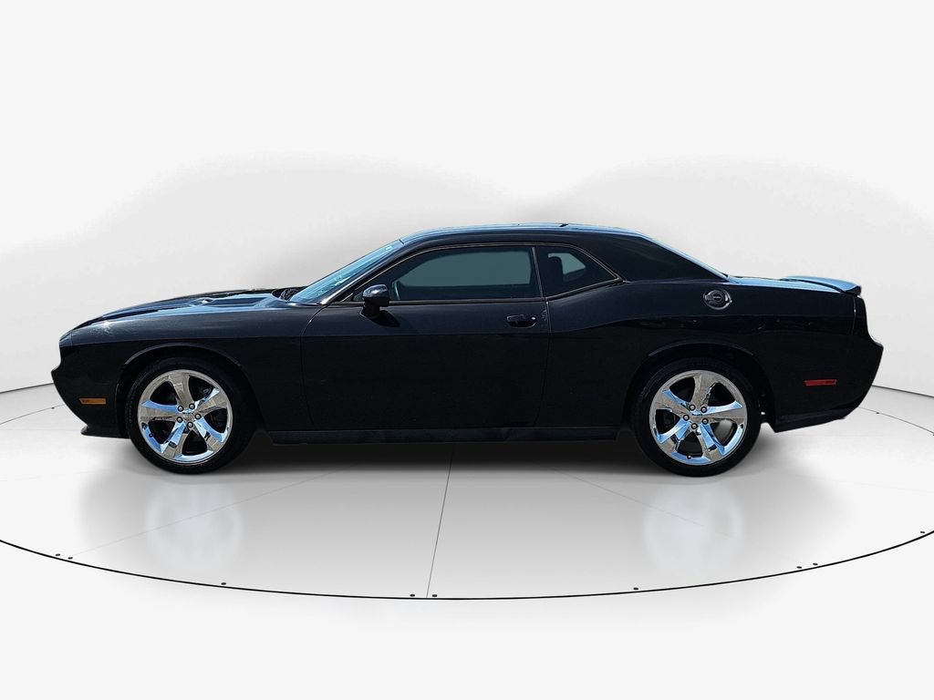 Used 2014 Dodge Challenger SXT Plus RWD image 10