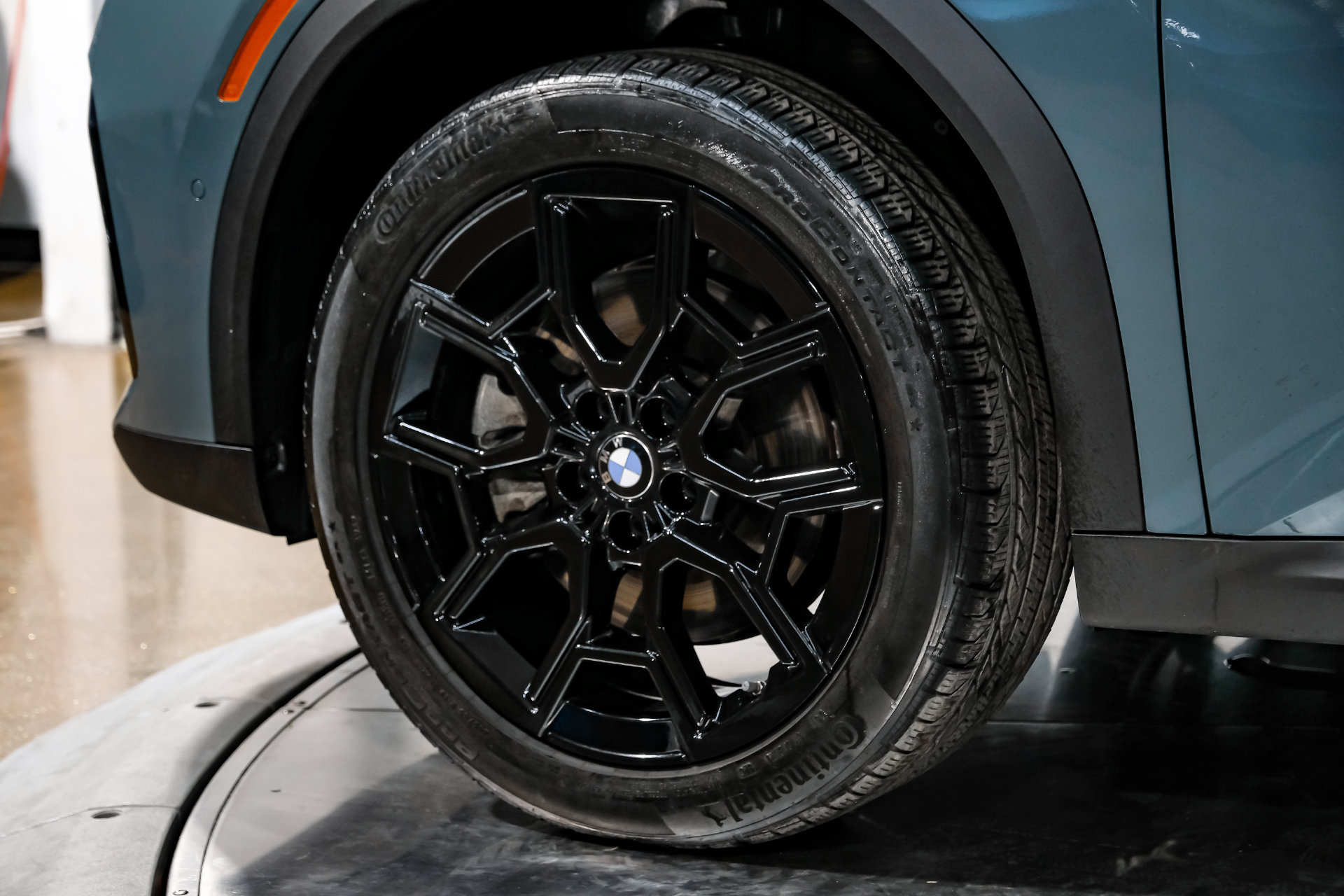 Used 2026 BMW X2 xDrive28i w/ Technology Package AWD/4WD image 60