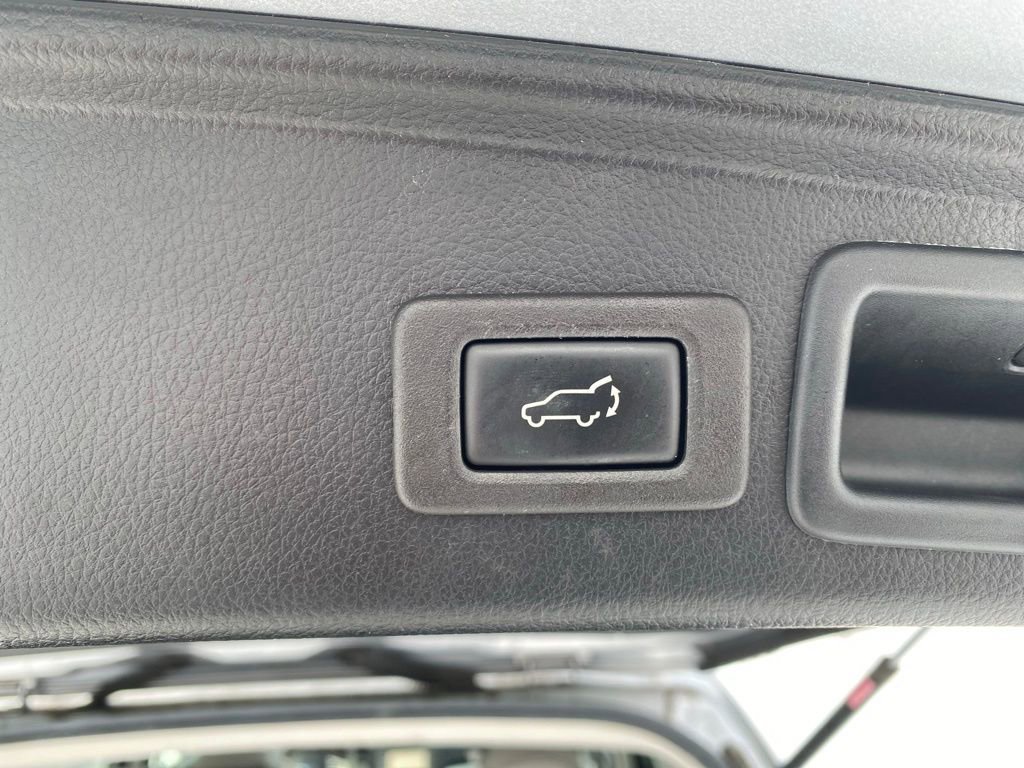 Used 2015 Subaru Forester 2.5i Limited image 29