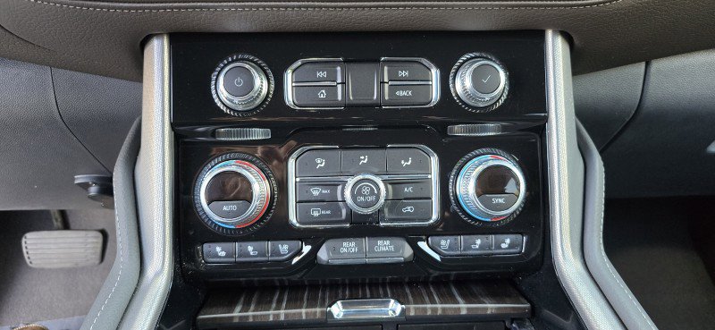 Used 2024 GMC Yukon Denali image 19