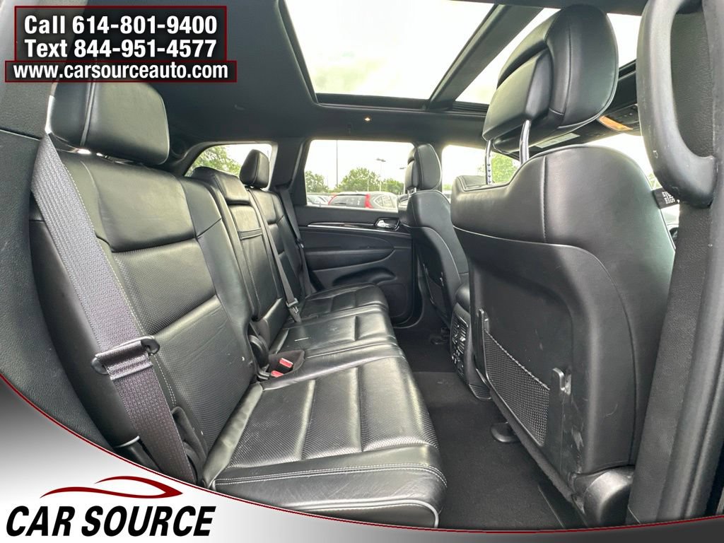 Used 2019 Jeep Grand Cherokee Overland AWD/4WD image 24