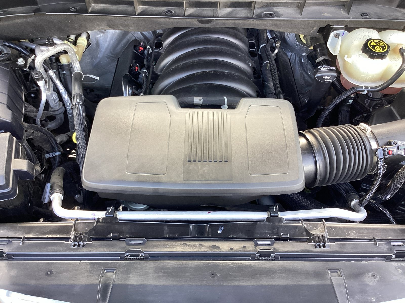 Used 2023 GMC Yukon AT4 w/ AT4 Premium Plus Package AWD/4WD image 39