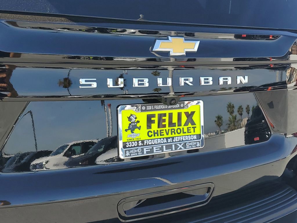 New 2026 Chevrolet Suburban LS image 7