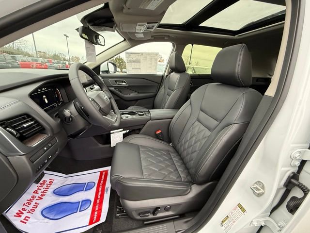 New 2026 Nissan Rogue Platinum w/ Platinum Premium Package image 12