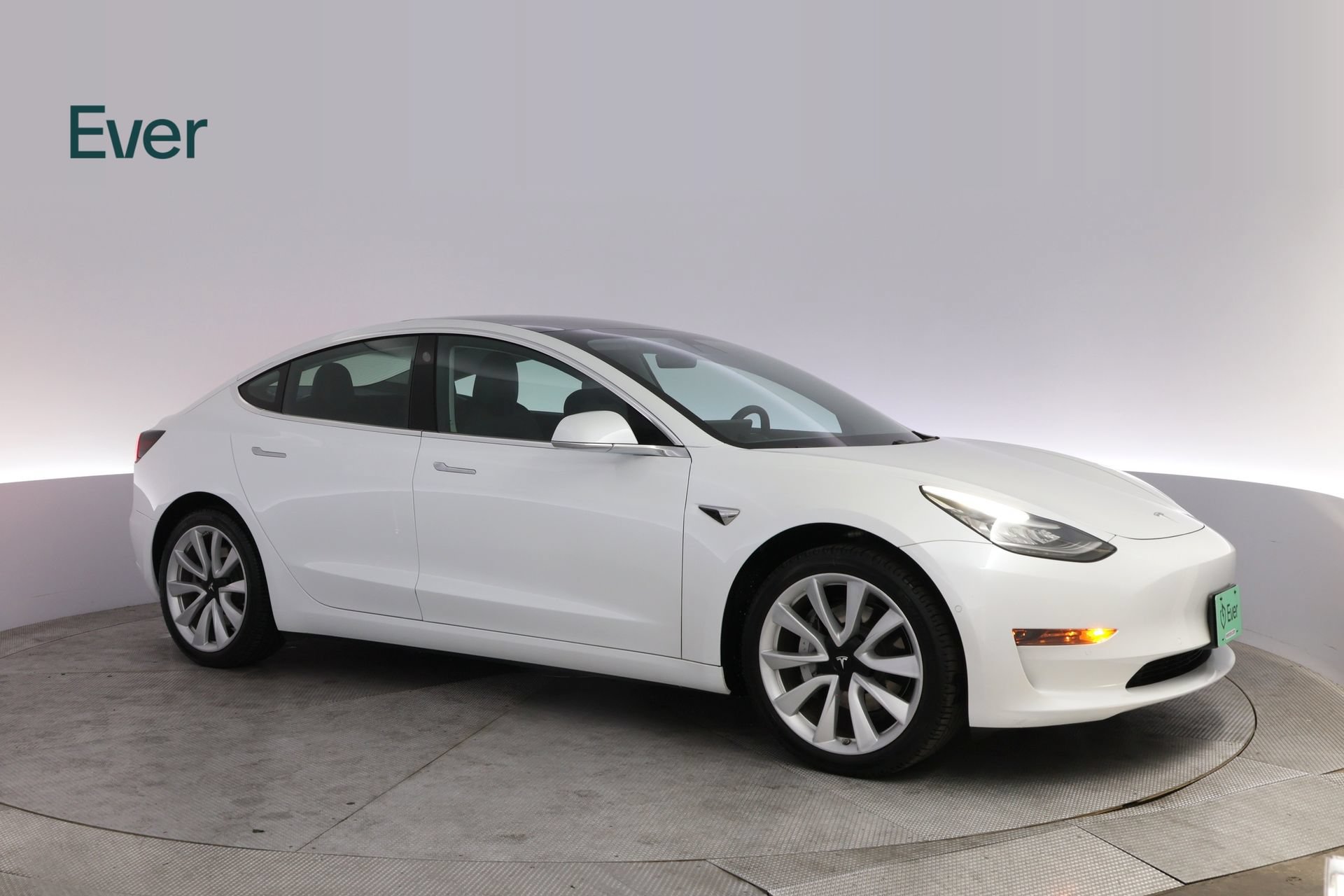 Used 2020 Tesla Model 3 Standard Range RWD image 14