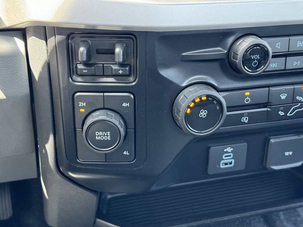 New 2024 Ford F350 XL AWD/4WD image 15