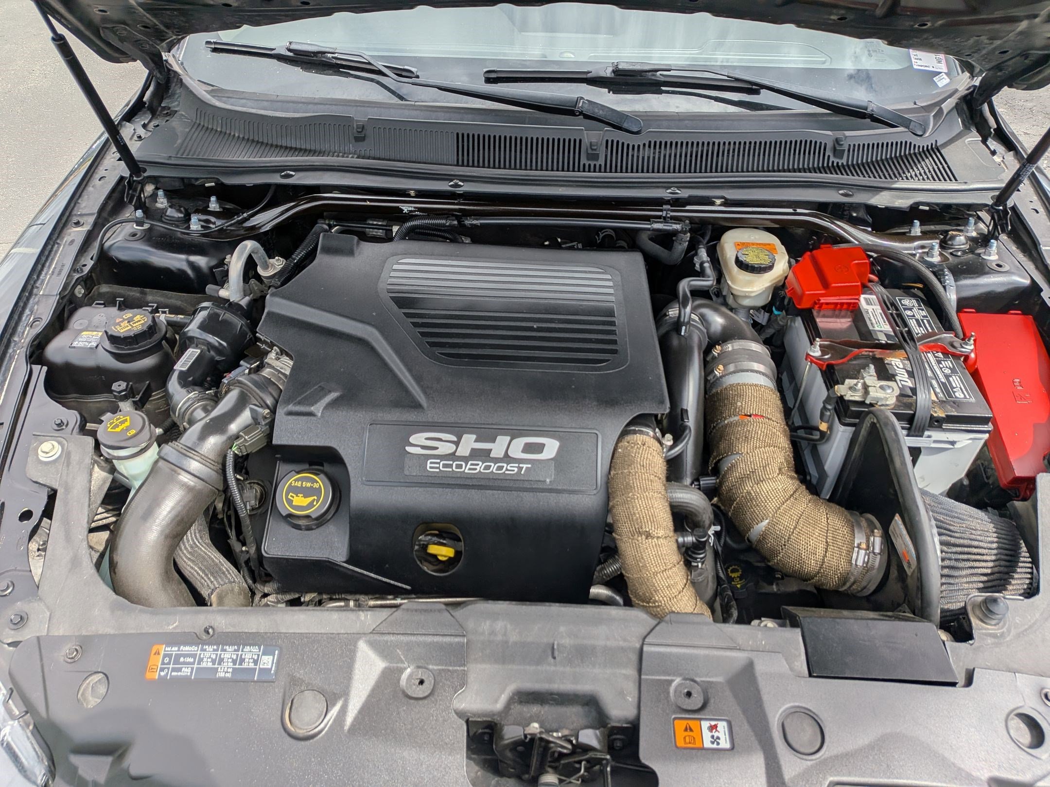 Used 2017 Ford Taurus SHO w/ Sho Performance Package image 35