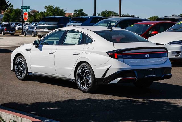 New 2026 Hyundai Sonata SEL FWD image 2