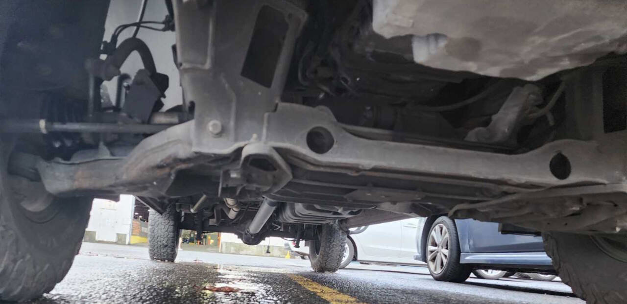 Used 2017 Mercedes-Benz Sprinter 2500 image 18