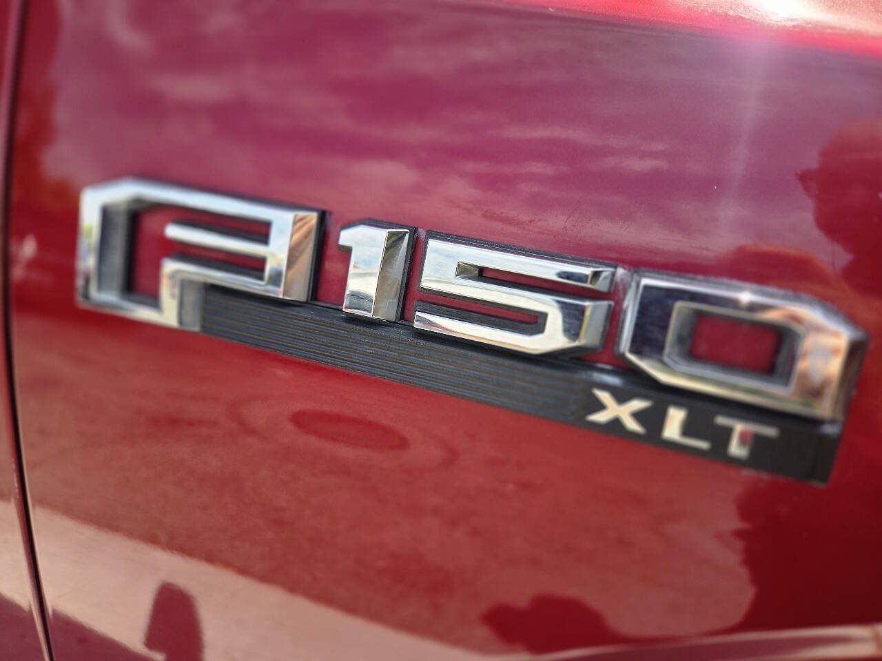 Used 2015 Ford F150 XLT w/ Equipment Group 301A Mid AWD/4WD image 26