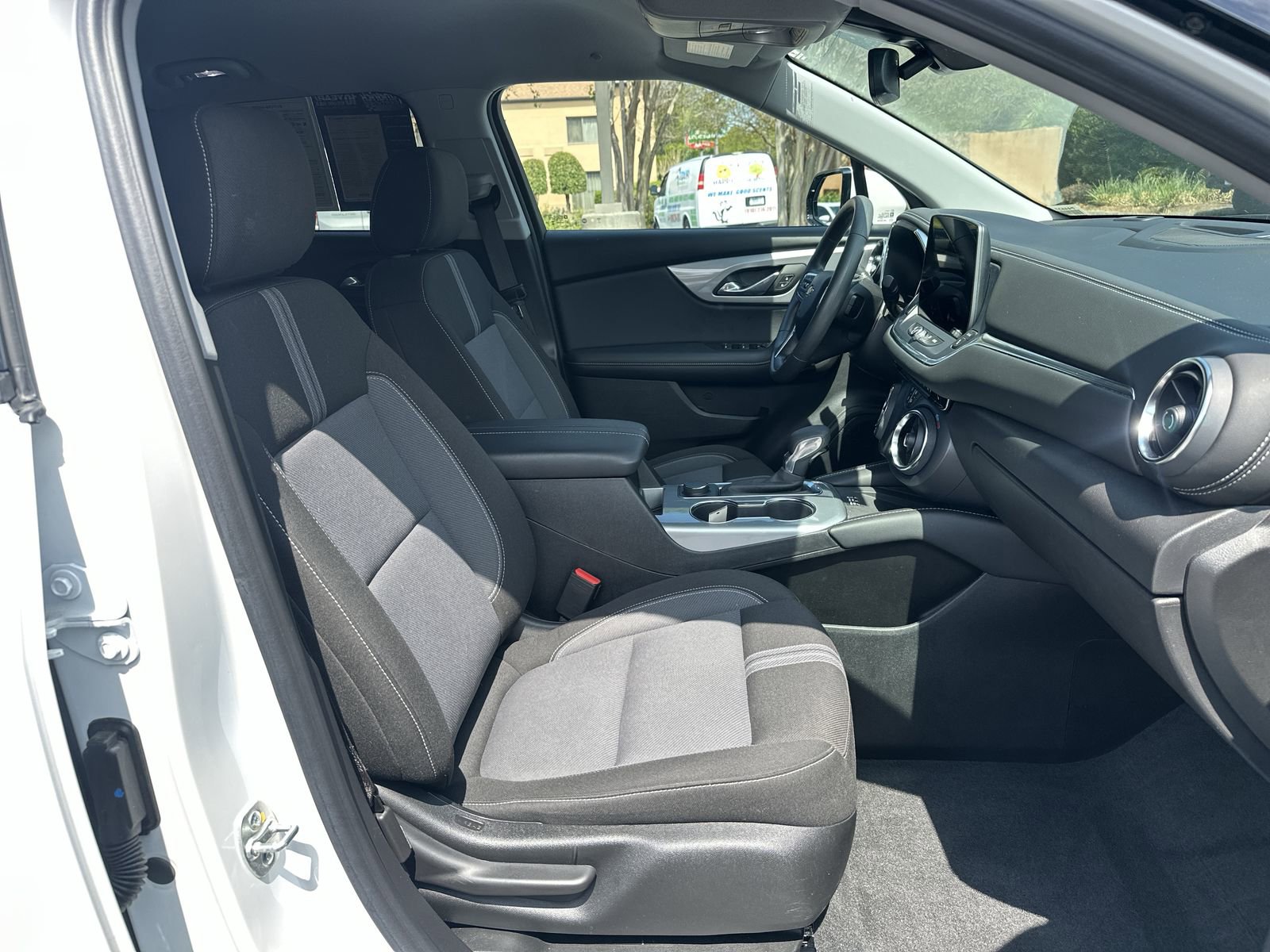 Used 2024 Chevrolet Blazer LT w/ Convenience Package FWD image 22