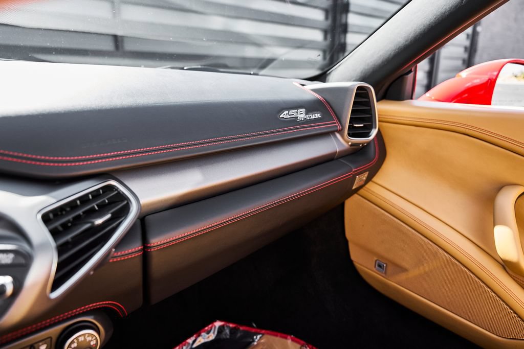 Used 2012 Ferrari 458 Spider RWD image 69