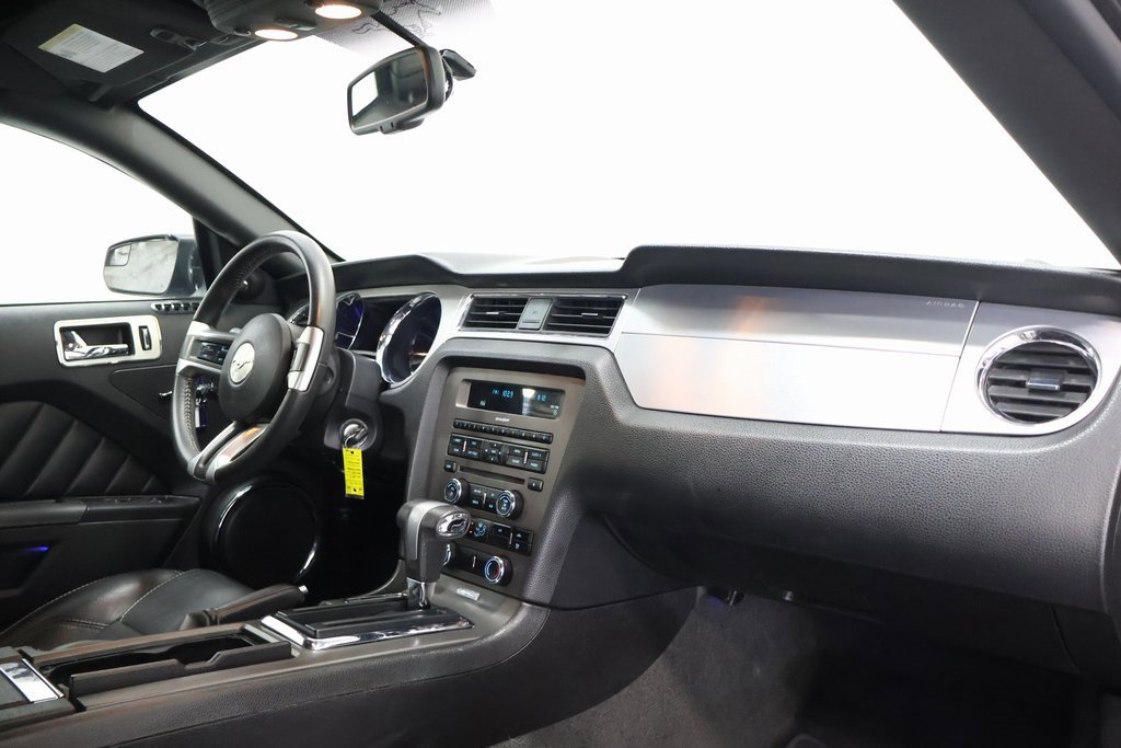 Used 2011 Ford Mustang Premium w/ Security Pkg image 23