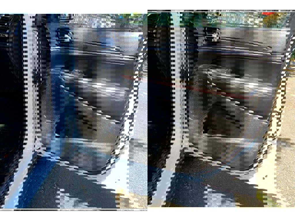 Used 2020 Jeep Grand Cherokee Trailhawk w/ Premium Lighting Group image 25