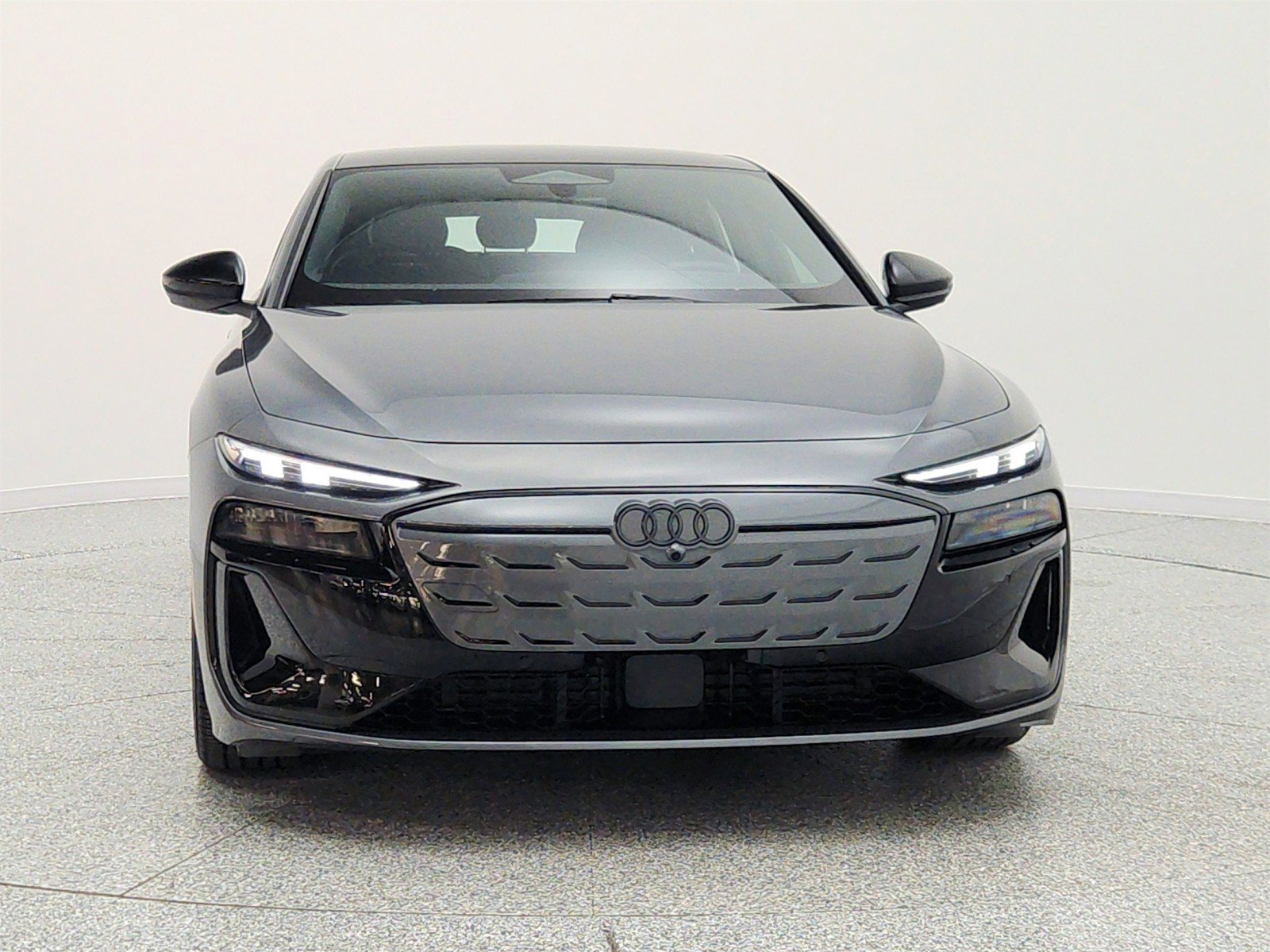 Used 2025 Audi S6 e-tron Premium Plus w/ Premium Plus AWD/4WD image 2