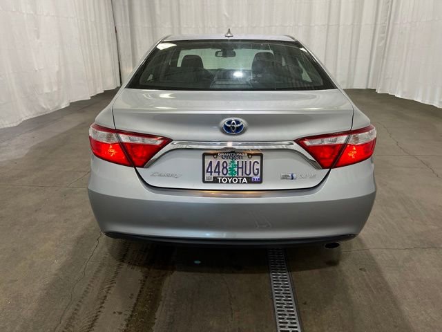 Used 2015 Toyota Camry XLE w/ Moonroof Package image 5
