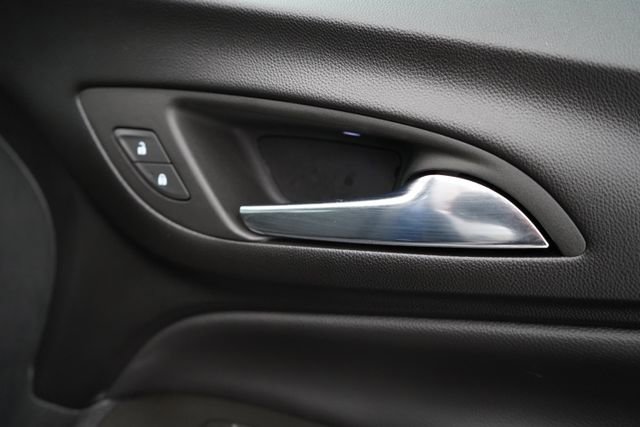 Used 2023 Chevrolet Equinox LT image 64