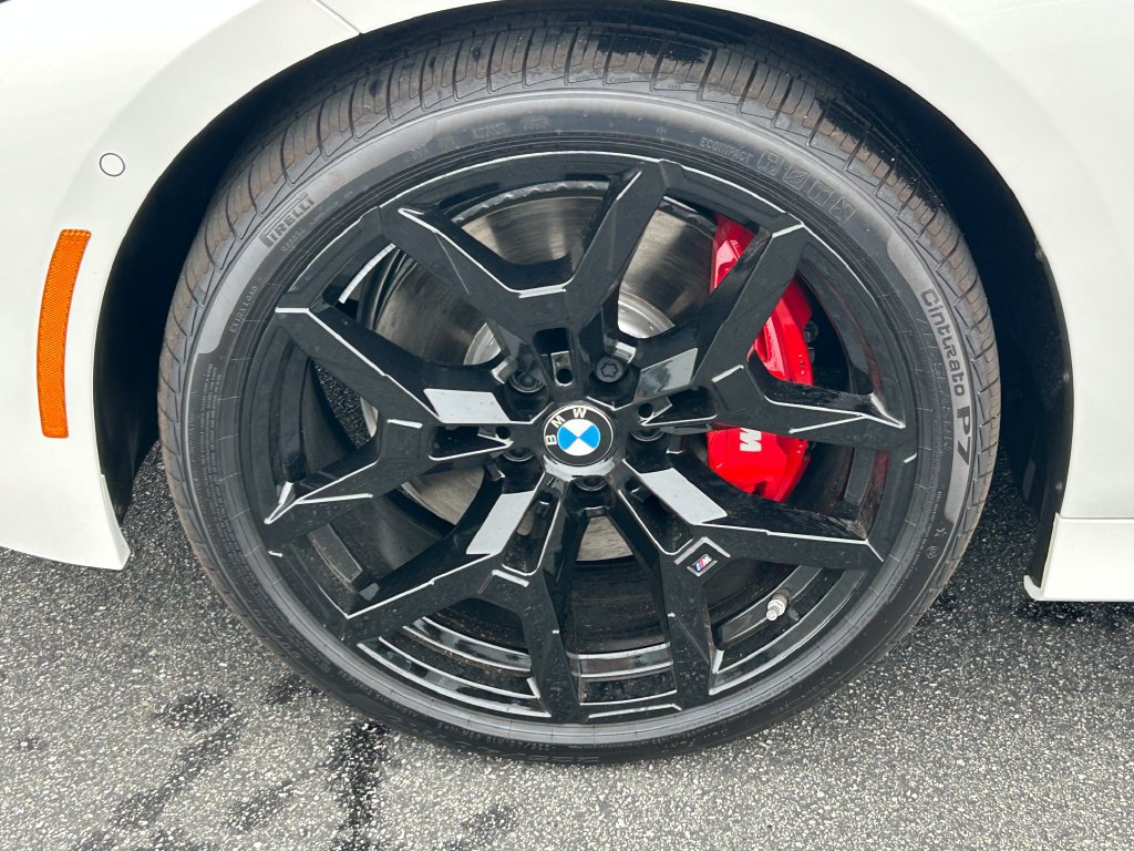 New 2026 BMW 330i Sedan w/ M Sport Package RWD image 9