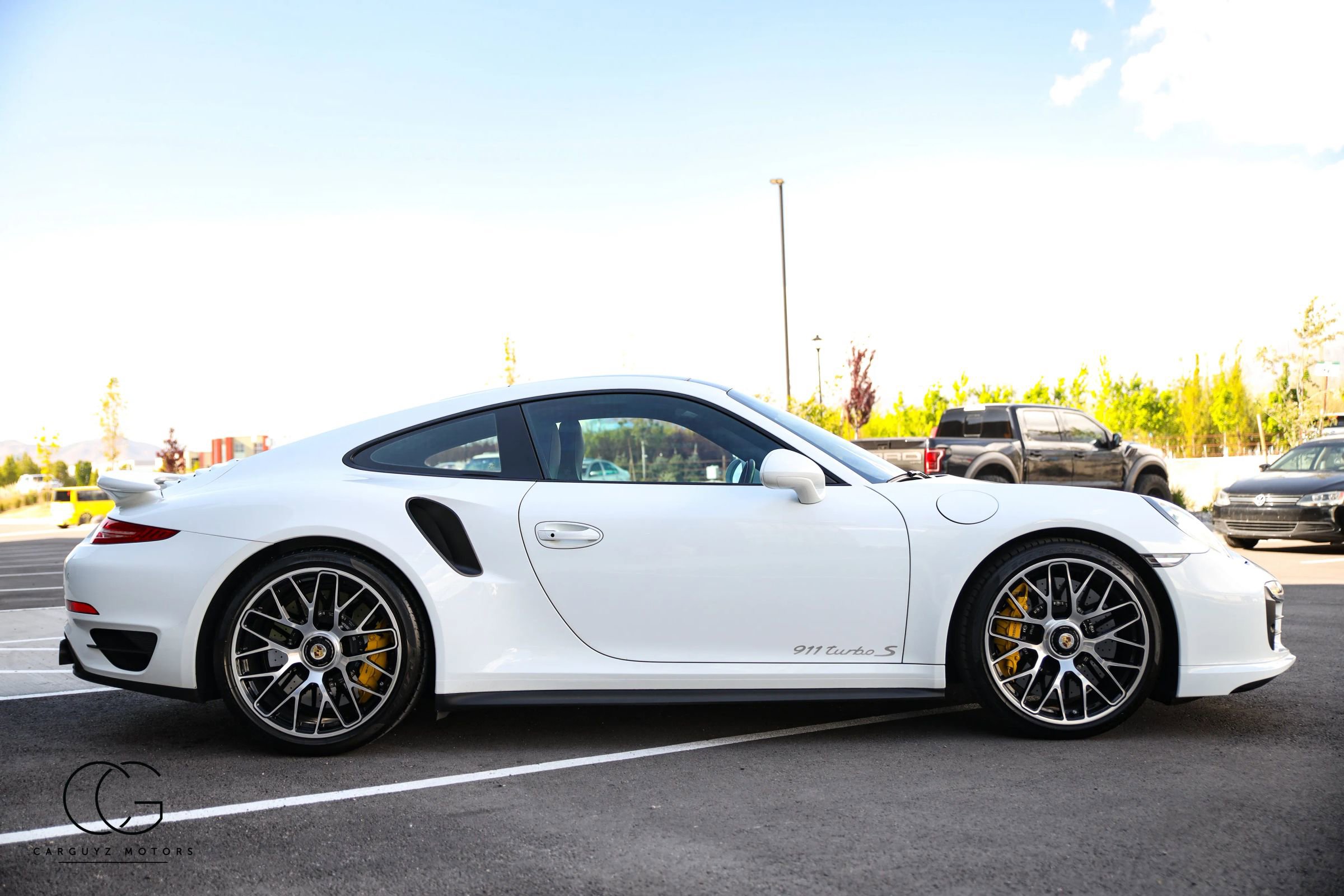 Used 2014 Porsche 911 Turbo S AWD/4WD image 17