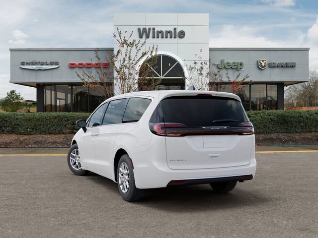New 2027 Chrysler Pacifica Select FWD image 3
