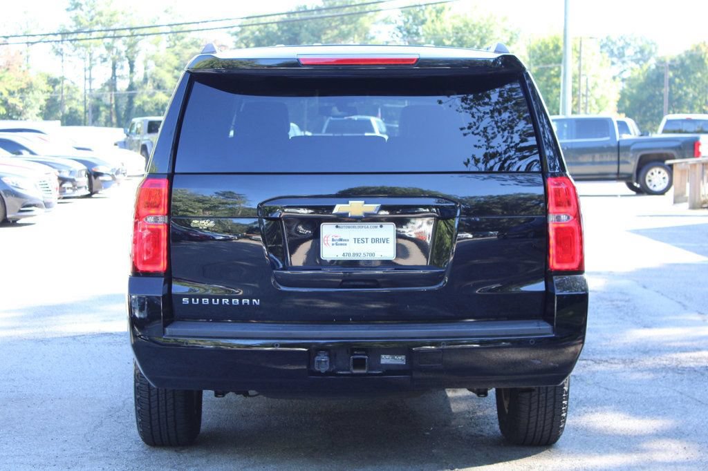 Used 2015 Chevrolet Suburban LS RWD image 7