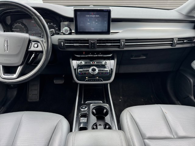 Used 2020 Lincoln Corsair AWD w/ Equipment Group 101A image 12