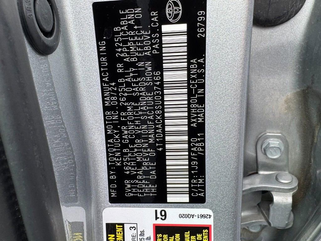 Used 2025 Toyota Camry LE image 23