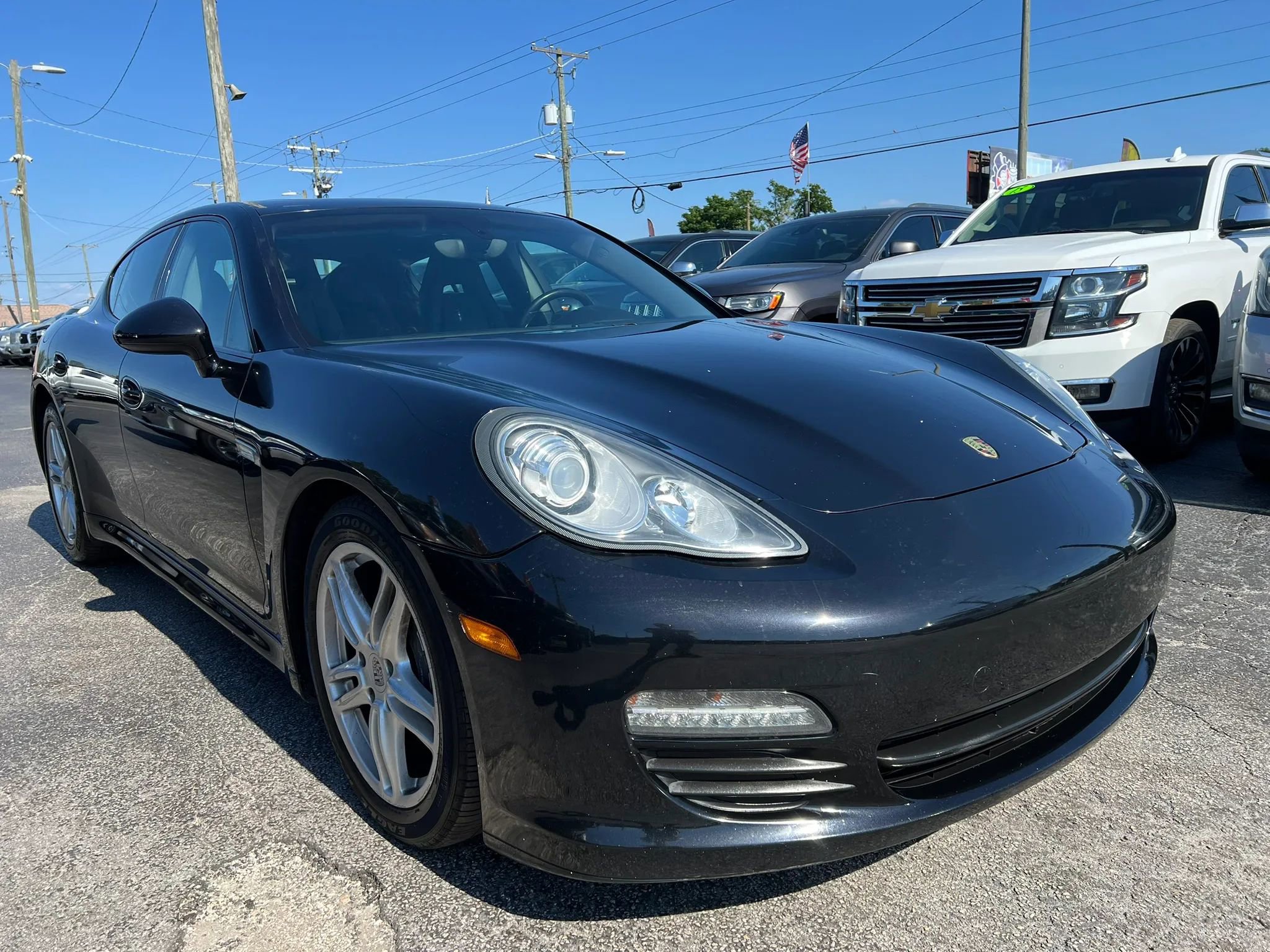 Used 2011 Porsche Panamera 4 AWD/4WD image 3