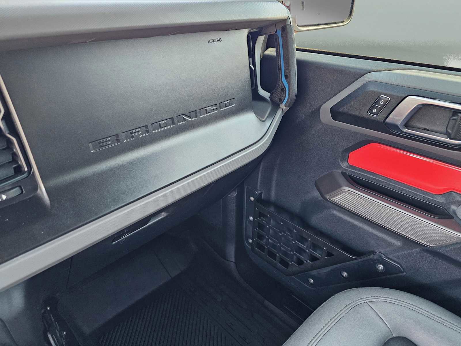 Used 2023 Ford Bronco Black Diamond w/ Sasquatch Package image 23