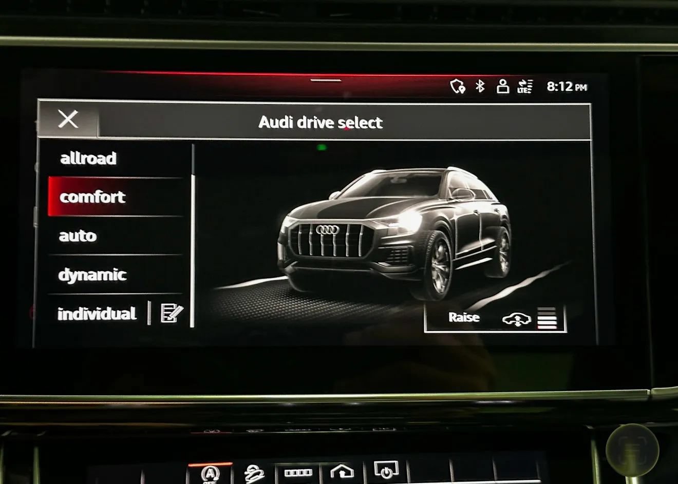 Used 2022 Audi SQ8 Premium Plus w/ Black Optic Package AWD/4WD image 43