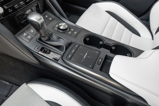 Used 2023 Lexus IS 500 RWD image 9