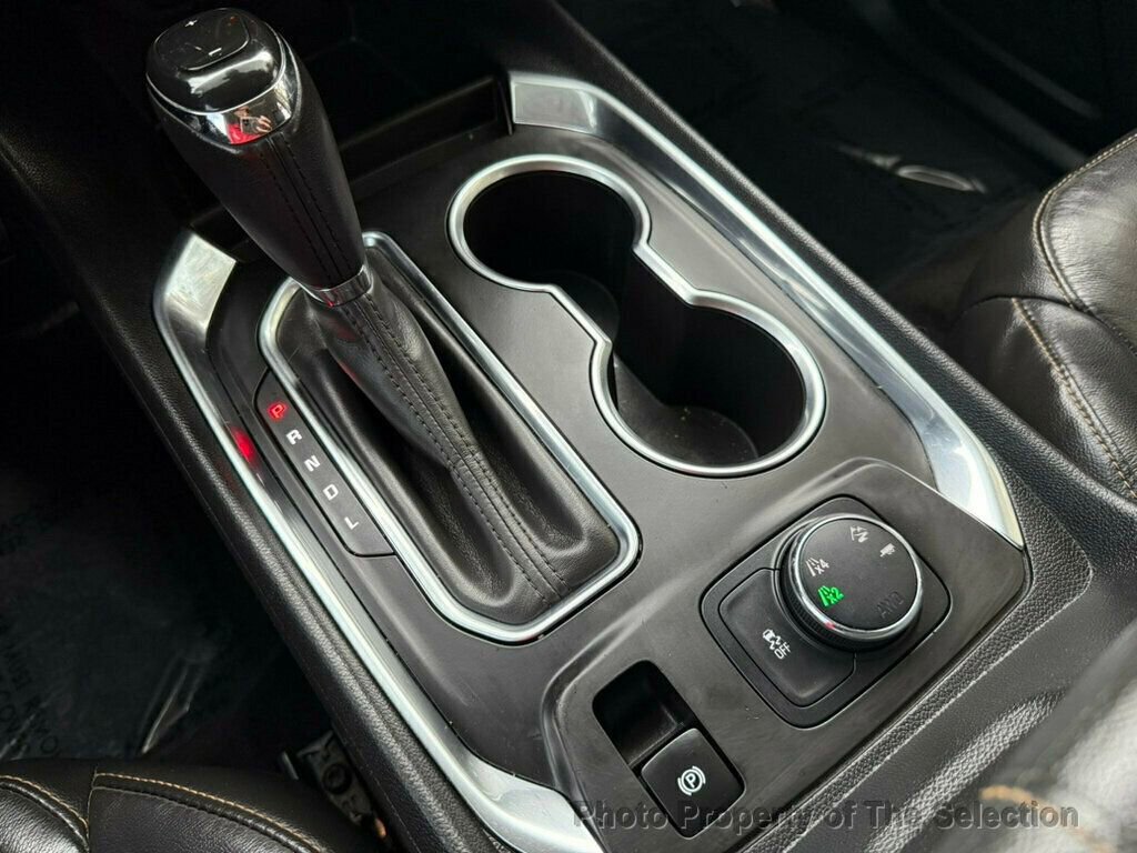 Used 2019 Chevrolet Traverse RS w/ LPO, Floor Liner Package image 35