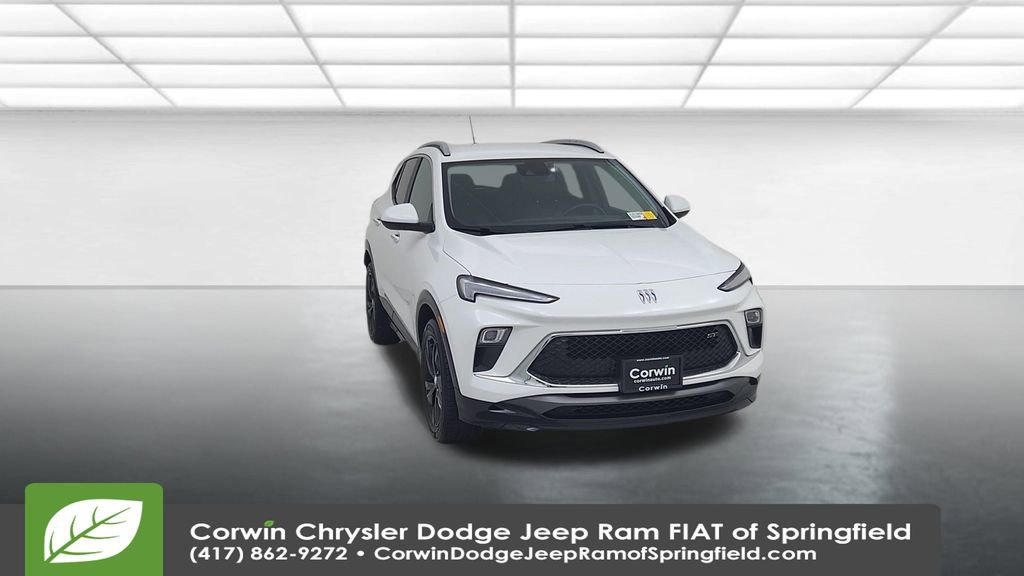 Used 2024 Buick Encore GX Sport Touring image 5