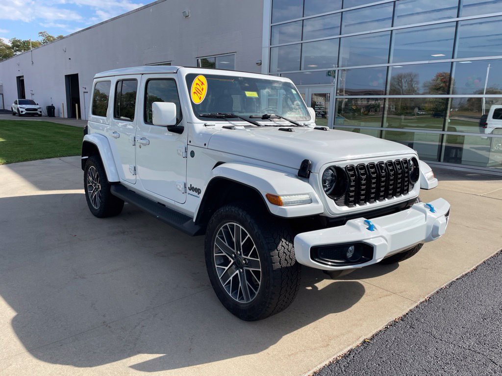 Used 2024 Jeep Wrangler High Altitude