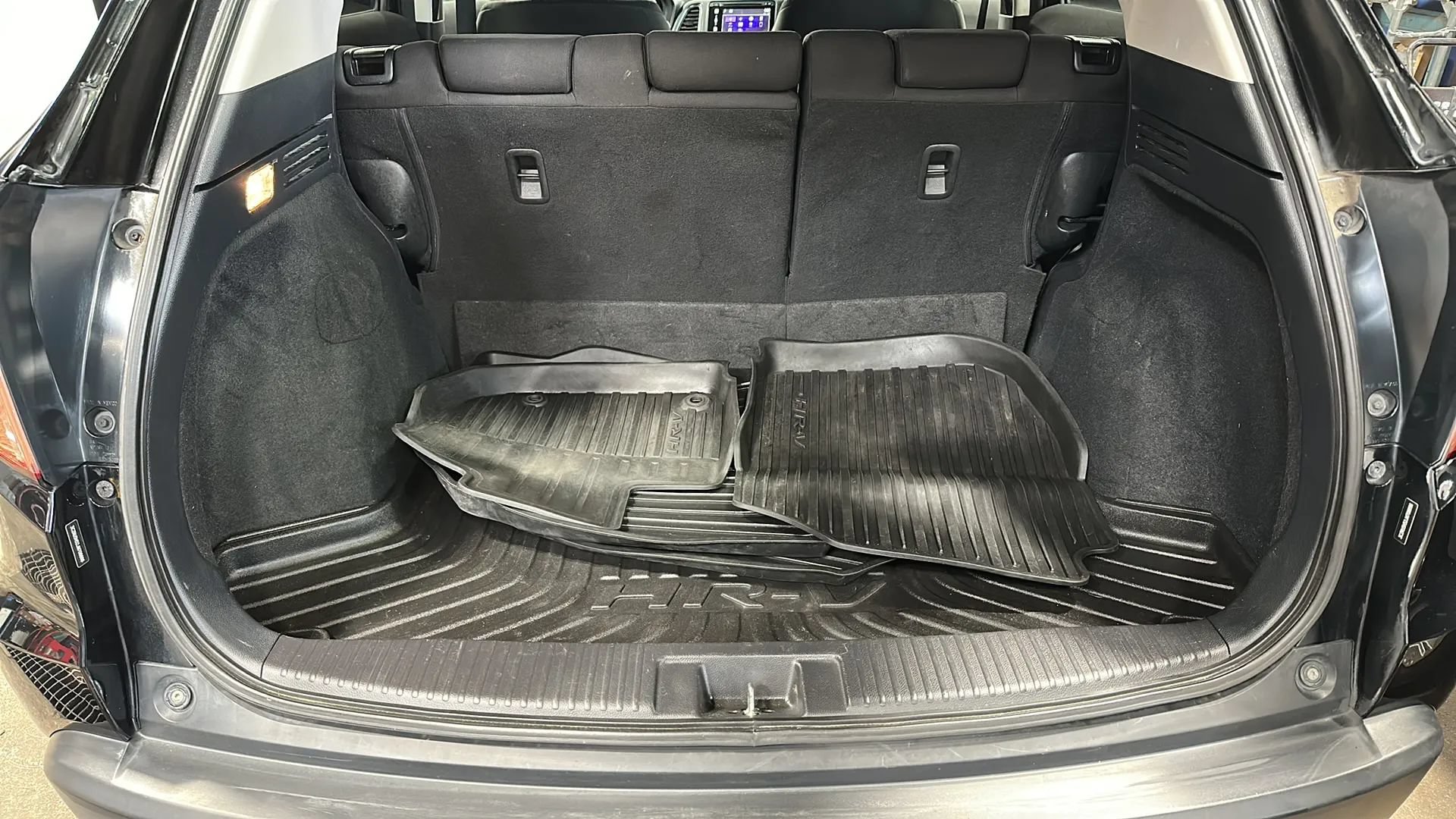 Used 2018 Honda HR-V EX image 13